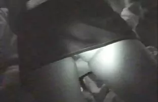 XXX Zobacz, jak ta dziewczyna wpada do erotyka ostre filmy grobów żołnierzy.