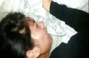 XXX Zapracowana Mamuśka płaci bardzo ostry sex filmiki za powrót dziecka do łóżka
