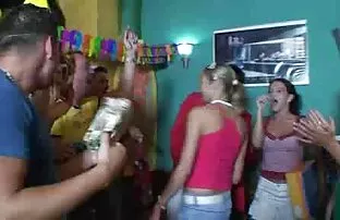 XXX Biuro kr ostry sex darmowe filmiki zadowolony z dobrej orgii dupy