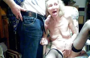 XXX Przyłapując miód z ostre darmowe filmy porno kobietą, jak młody człowiek,