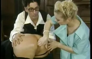 XXX Pragnienie gospodyni stoi sam na sam z darmowe ostre filmy porno dziewczyną w kolorze różowym