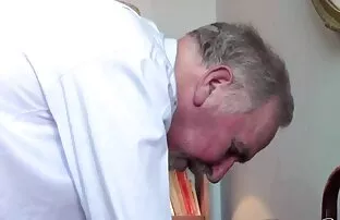 XXX Baletnica znalazła specjalne zaproszenie dla swojego ostry sex analny filmy partnera