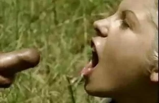 XXX Spójrz na sportowca z darmowe sex filmy ostre jego trenerem zamiast treningu