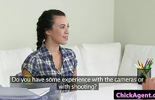 XXX Mamuśka ostre filmy poro Ogolona.